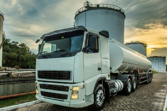 Setor de combustíveis responde por 25% de todo o ICMS nos estados.