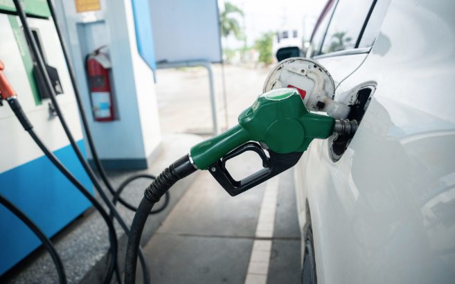 Focar na distribuição de combustíveis é mirar no alvo errado.