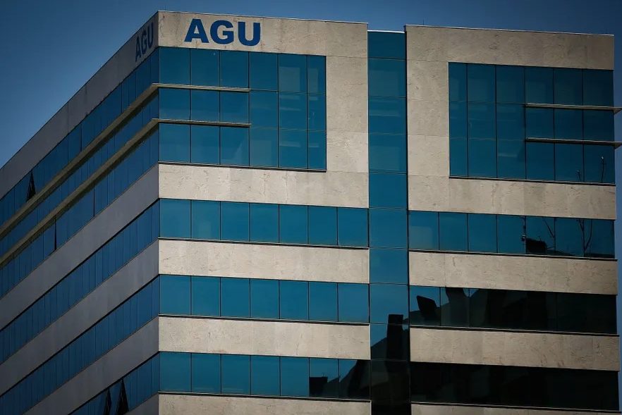 Distribuidoras apoiam AGU em ação no STF contra benefício fiscal ao refino na Zona Franca de Manaus
