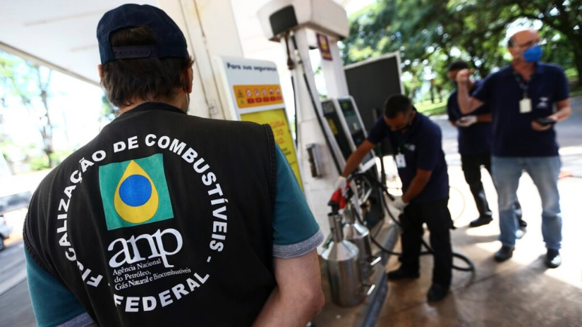 Distribuidoras de combustíveis apoiam resolução de combate à fraude. Distribuidoras de combustíveis apoiam resolução de combate à fraude.
